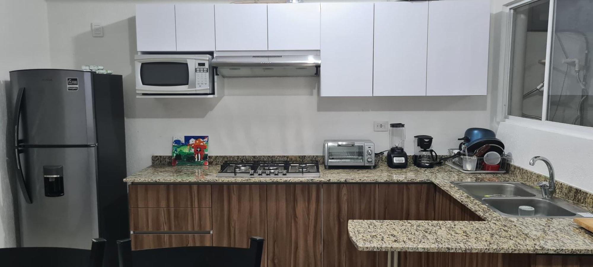 Casa Guerra En Maderos Residencial -Ideal Para Familias كانكون الغرفة الصورة